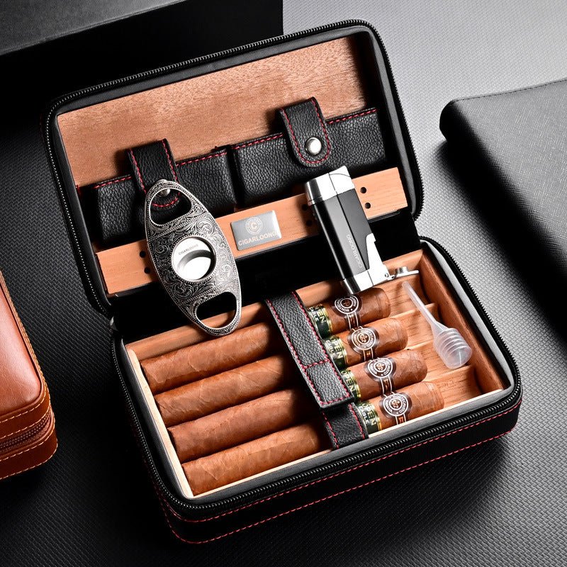 Cave de voyage en cuir gainé, équipée de son coupe - cigare et de son briquet tempête - 