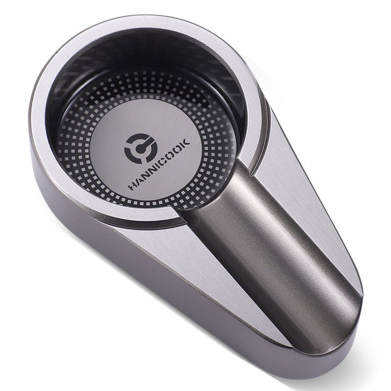 Coffret d'accessoires pour cigare en acier inoxydable, comprenant coupe - cigare, briquet et cendrier - 