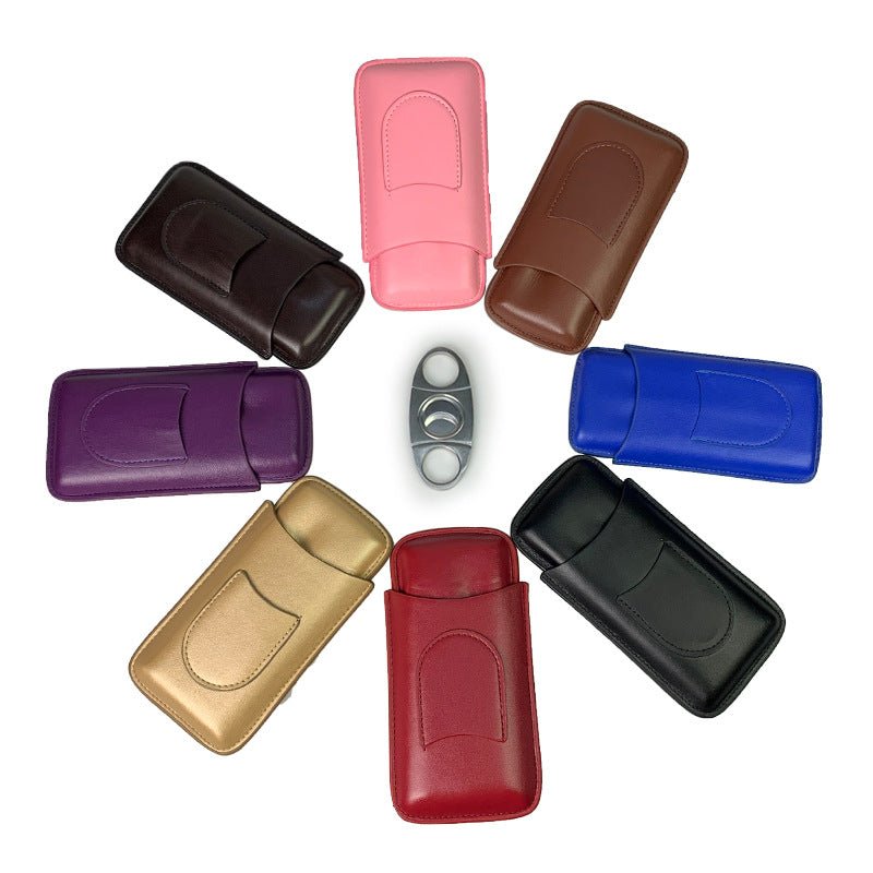 Étui de voyage pour trois cigares en cuir lisse équipé d'une poche frontale et de son coupe - cigare - 